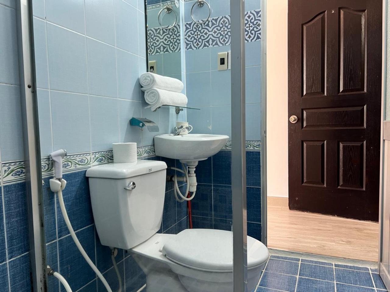 Coco Homestay Saigon Хошимин Экстерьер фото